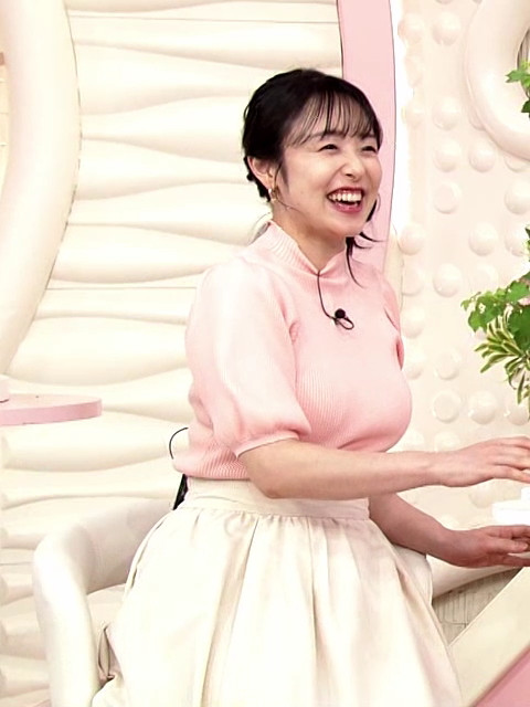 米澤かおり_Oha!4 NEWS LIVE_20250528_GIF動画_002