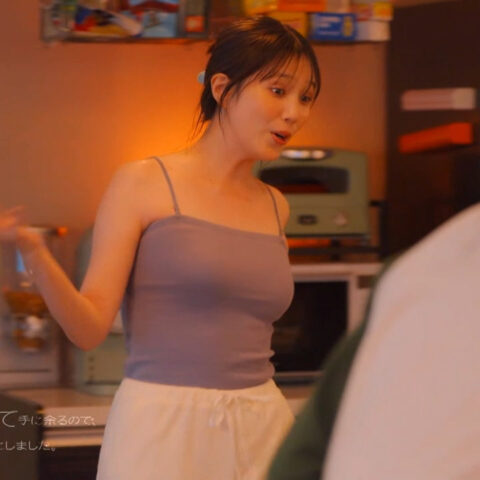 本田翼_北くんがかわいすぎて手に余るので、3人でシェアすることにしました。_20250701_GIF動画_002