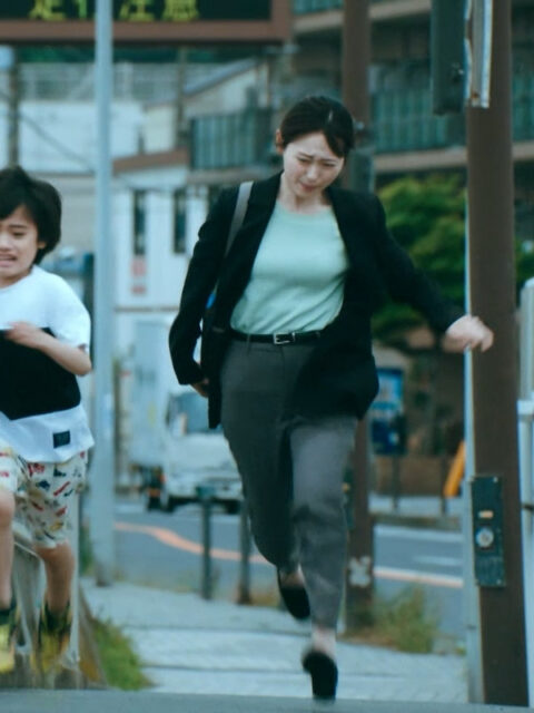 福原遥_明日はもっと、いい日になる 第1話_20250707_GIF動画_003